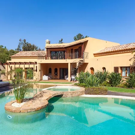 Vila Private Pool And Jacuzzi By Galantevasques